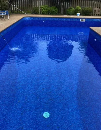 Diamond Deco True L Pool with plastic steps
