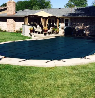 Green Freeform Pool Cover