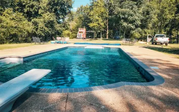 Renegade Mosaic Liner Pattern in a Roman End Pool